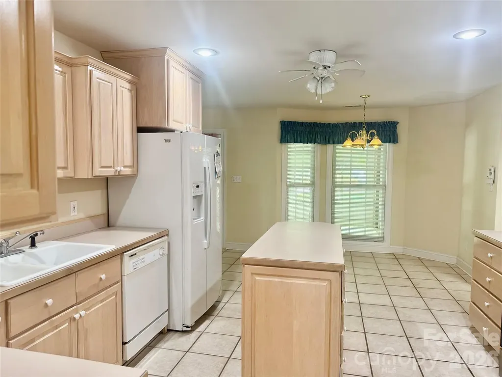 112 Mooreland Drive NE Conover NC 28613