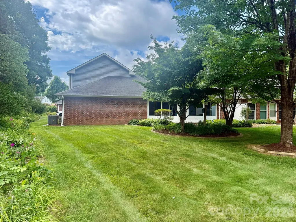 112 Mooreland Drive NE Conover NC 28613