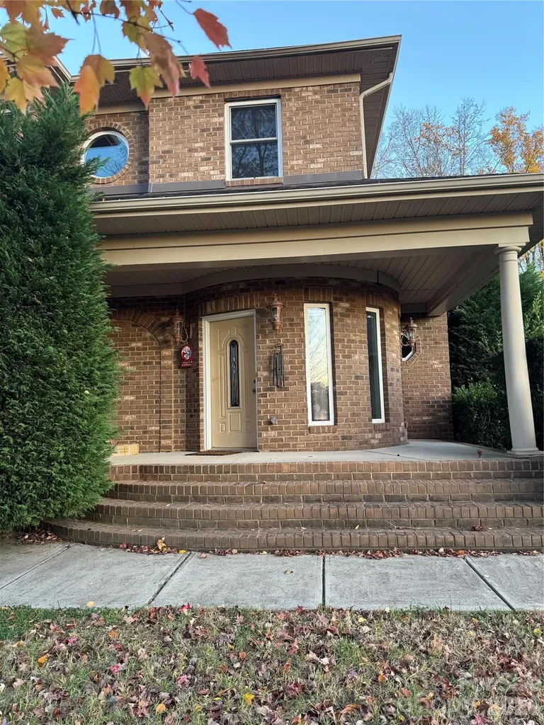 10130 Fairlea Drive Charlotte NC 28269