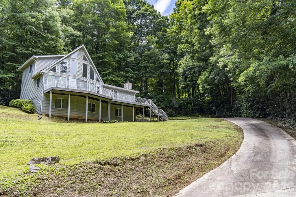 101 Friar Tuck Lane Maggie Valley NC 28751