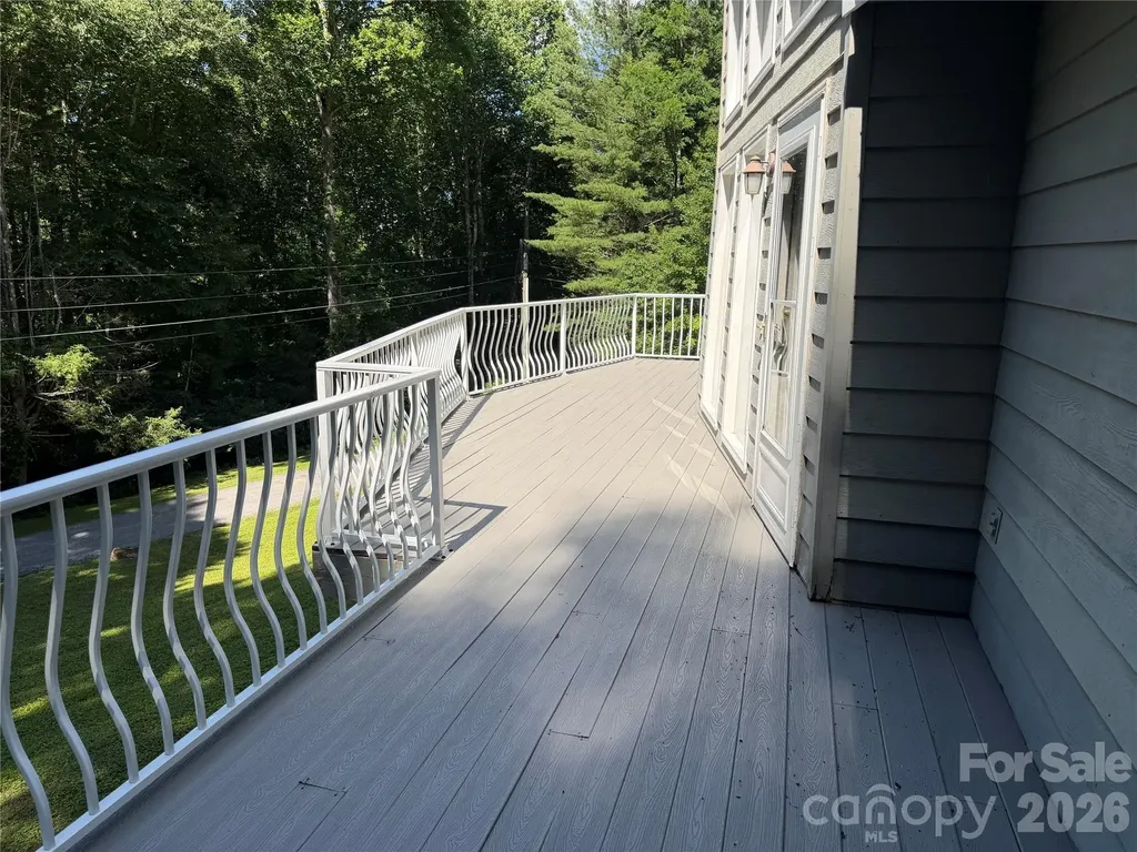 101 Friar Tuck Lane Maggie Valley NC 28751