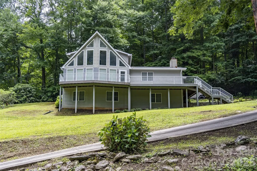 101 Friar Tuck Lane Maggie Valley NC 28751