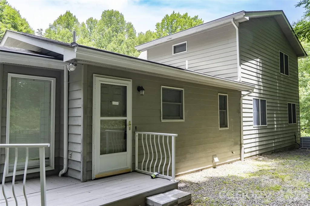 101 Friar Tuck Lane Maggie Valley NC 28751