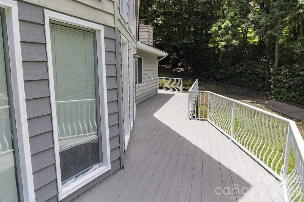 101 Friar Tuck Lane Maggie Valley NC 28751