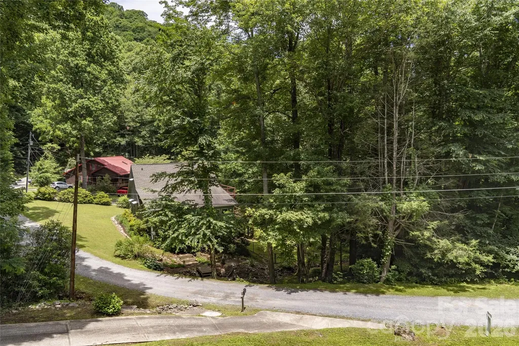 101 Friar Tuck Lane Maggie Valley NC 28751