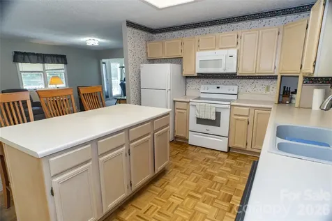 101 Friar Tuck Lane Maggie Valley NC 28751