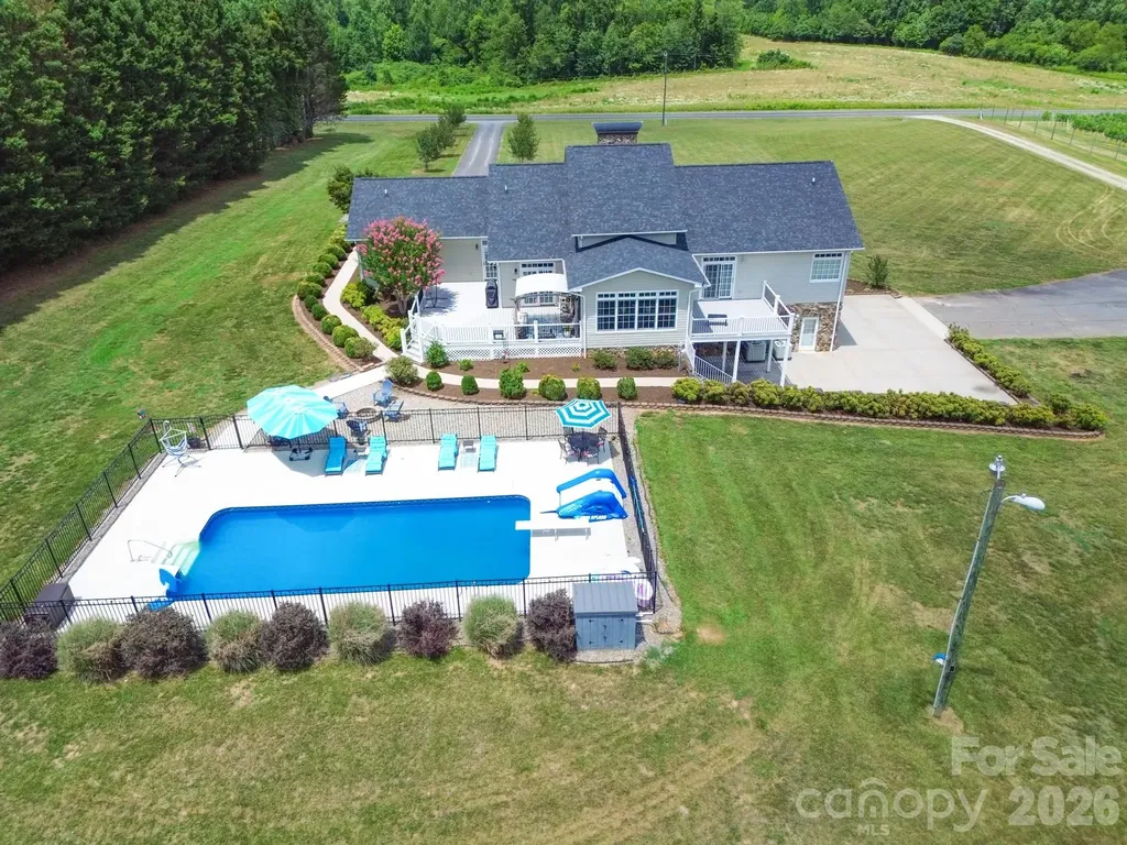 2726 Cedar Forest Road Ronda NC 28670
