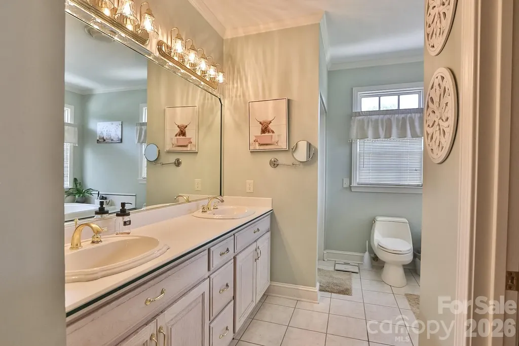 2726 Cedar Forest Road Ronda NC 28670
