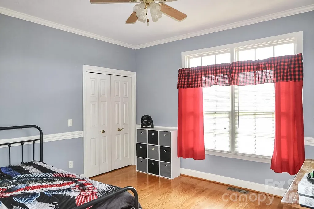 2726 Cedar Forest Road Ronda NC 28670