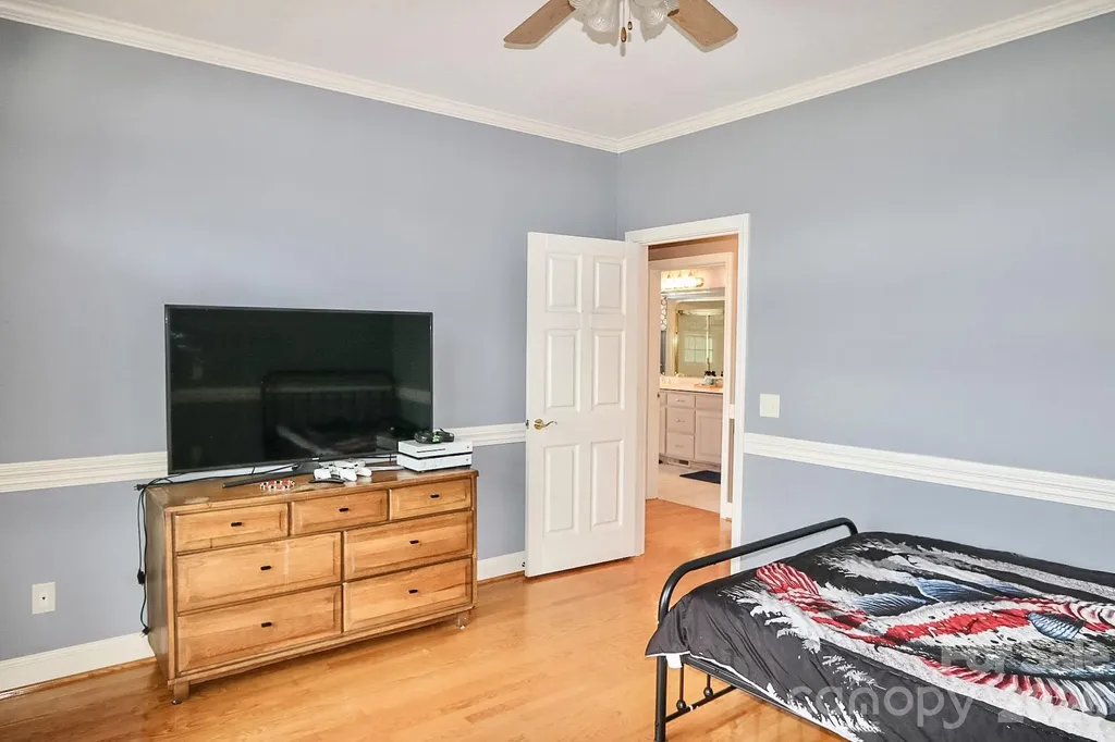 2726 Cedar Forest Road Ronda NC 28670