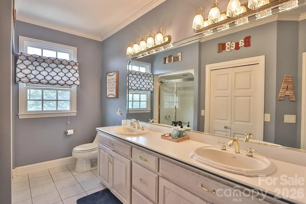 2726 Cedar Forest Road Ronda NC 28670