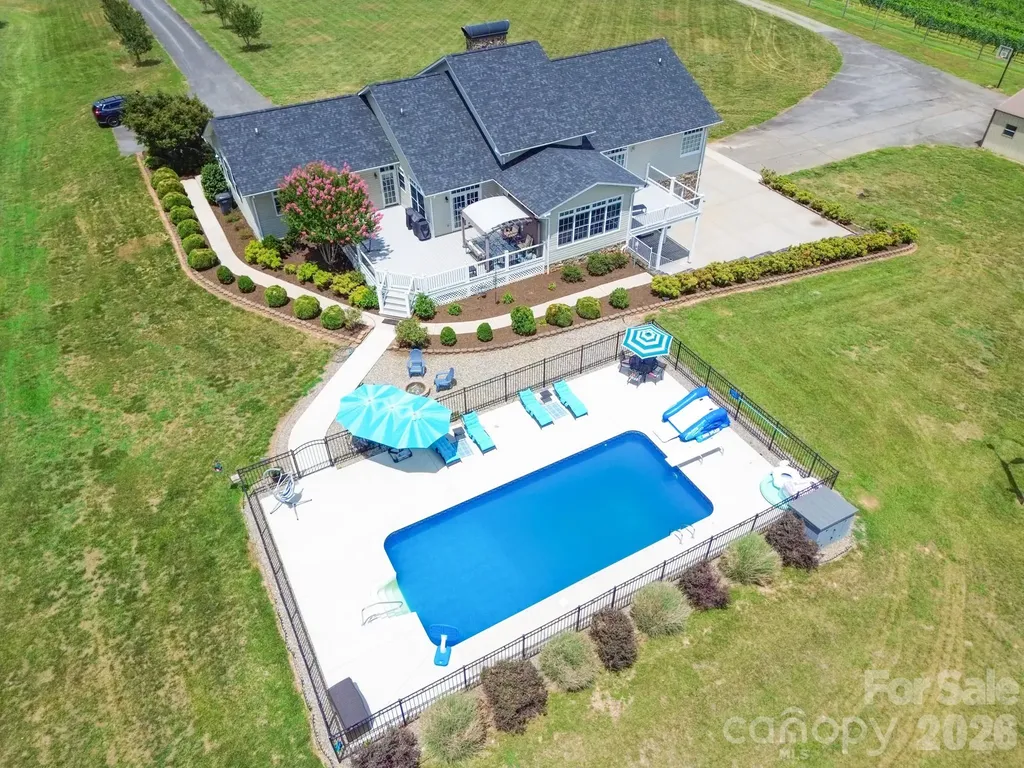2726 Cedar Forest Road Ronda NC 28670
