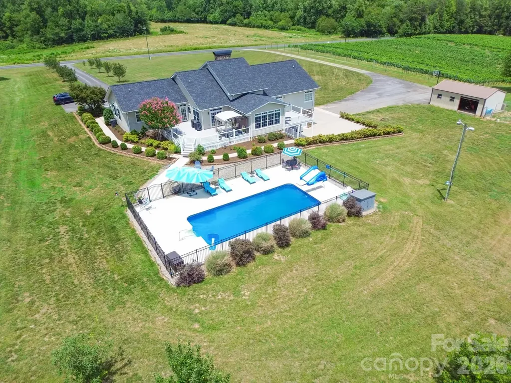 2726 Cedar Forest Road Ronda NC 28670