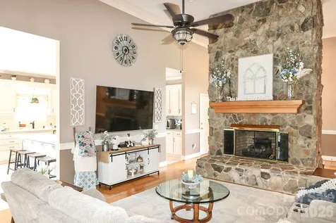 2726 Cedar Forest Road Ronda NC 28670