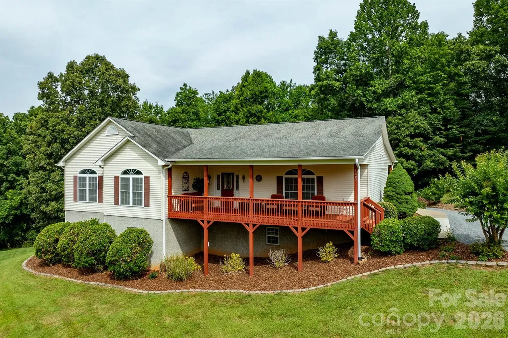 1697 Windswept Ridge Marshall NC 28753