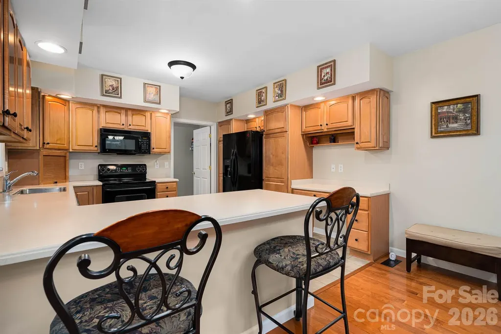 1697 Windswept Ridge Marshall NC 28753
