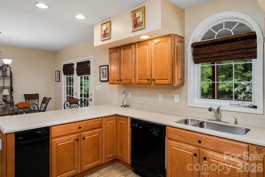 1697 Windswept Ridge Marshall NC 28753