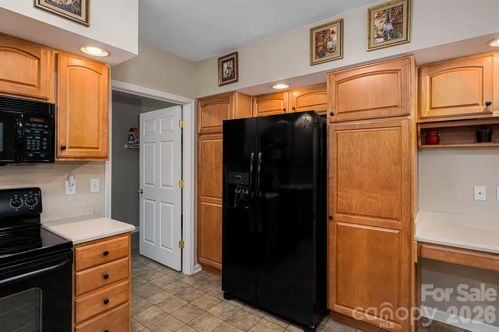 1697 Windswept Ridge Marshall NC 28753