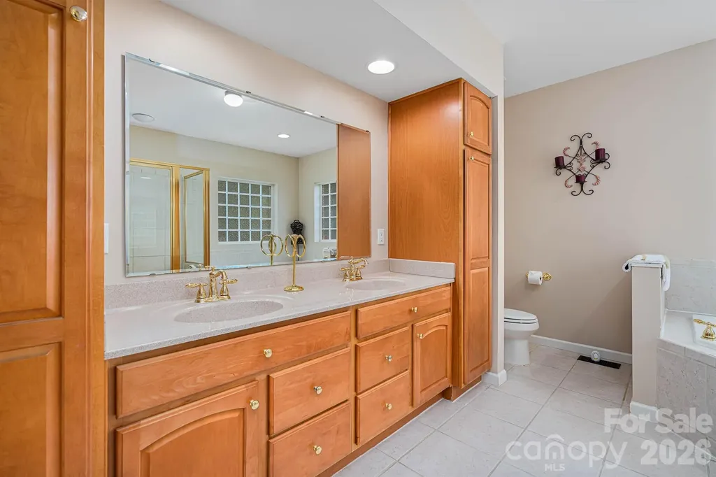 1697 Windswept Ridge Marshall NC 28753