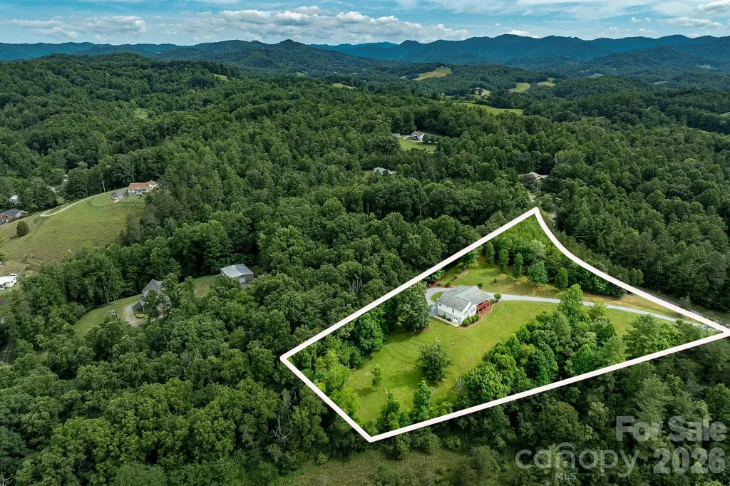 1697 Windswept Ridge Marshall NC 28753