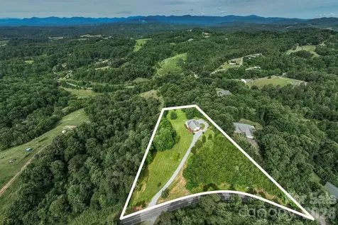 1697 Windswept Ridge Marshall NC 28753