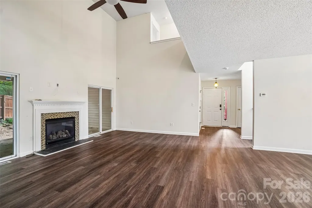 124 Karla Circle Hendersonville NC 28739