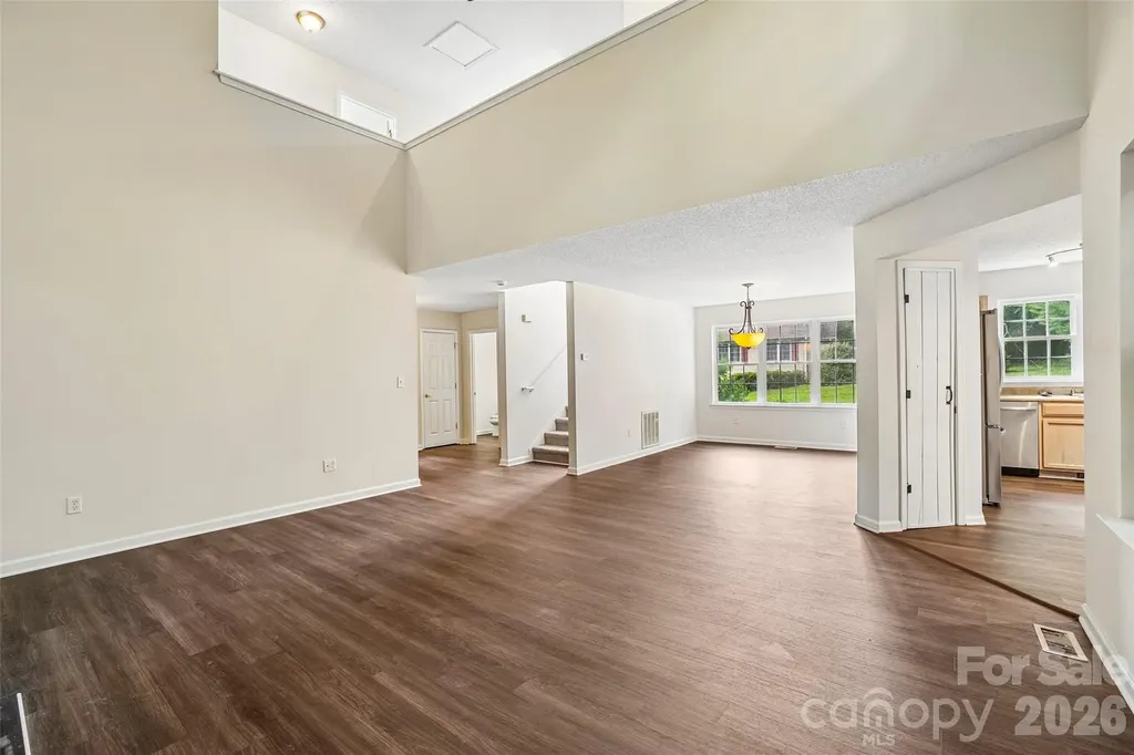 124 Karla Circle Hendersonville NC 28739