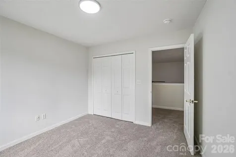 124 Karla Circle Hendersonville NC 28739