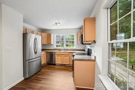 124 Karla Circle Hendersonville NC 28739