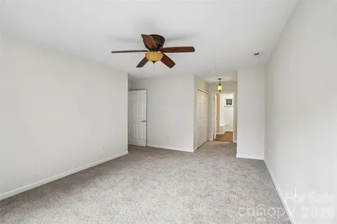 124 Karla Circle Hendersonville NC 28739
