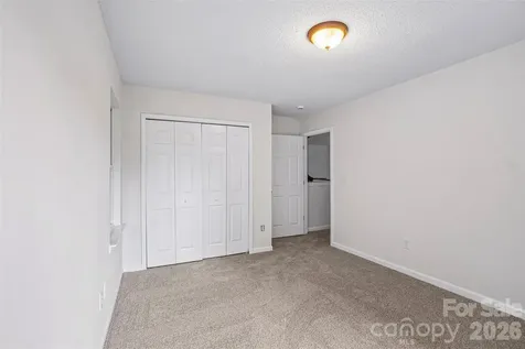 124 Karla Circle Hendersonville NC 28739