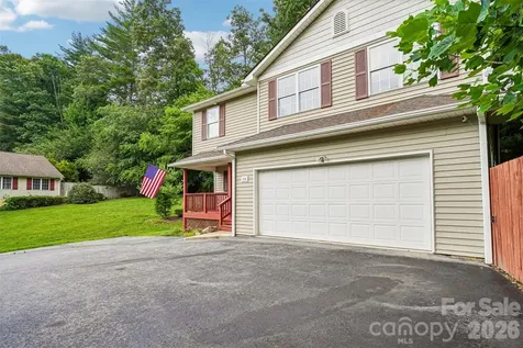 124 Karla Circle Hendersonville NC 28739