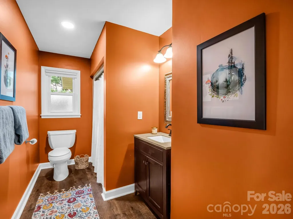 59 Underhill Road Hendersonville NC 28792
