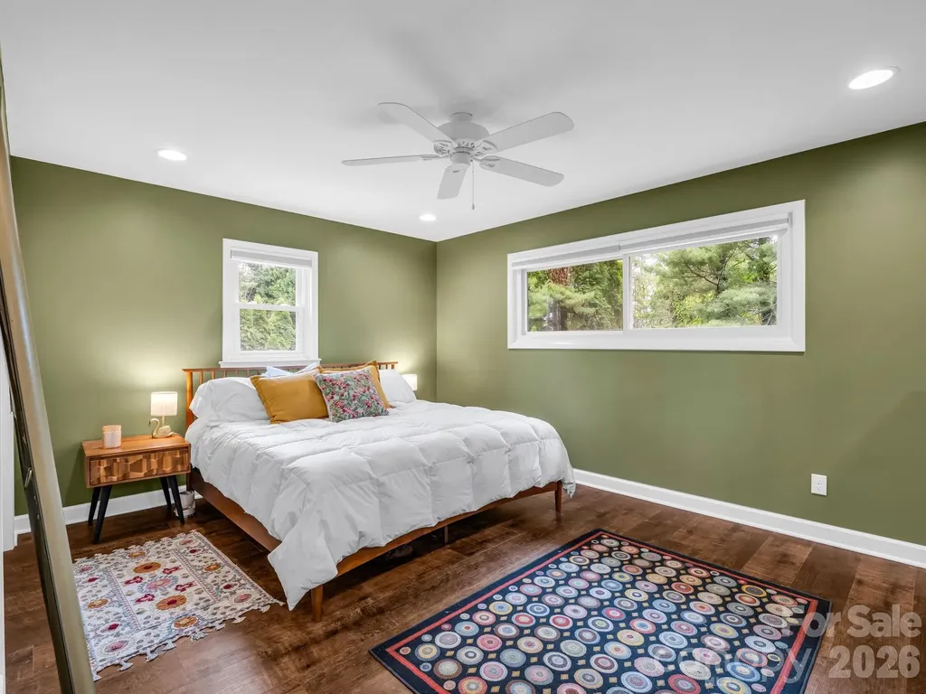 59 Underhill Road Hendersonville NC 28792