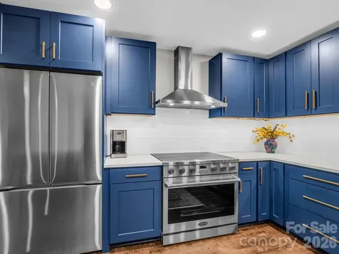 59 Underhill Road Hendersonville NC 28792