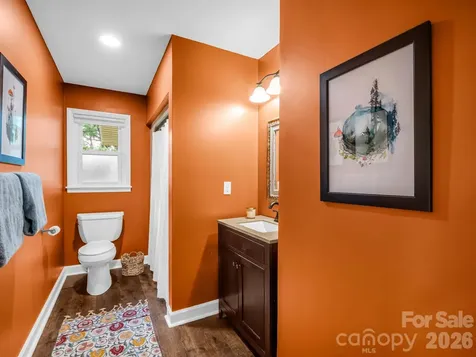 59 Underhill Road Hendersonville NC 28792