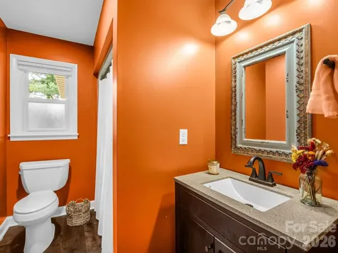 59 Underhill Road Hendersonville NC 28792