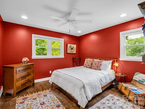 59 Underhill Road Hendersonville NC 28792