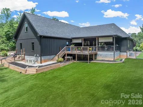 1844 Golf Course Road Columbus NC 28722