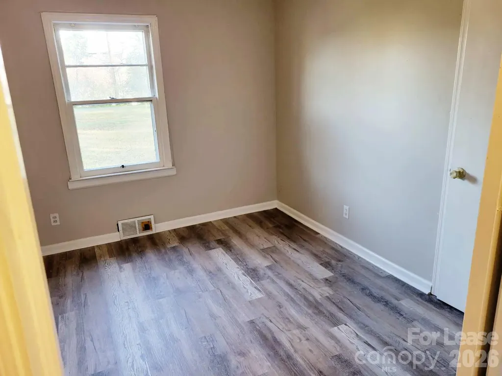 5405 Hilltop Circle Charlotte NC 28269