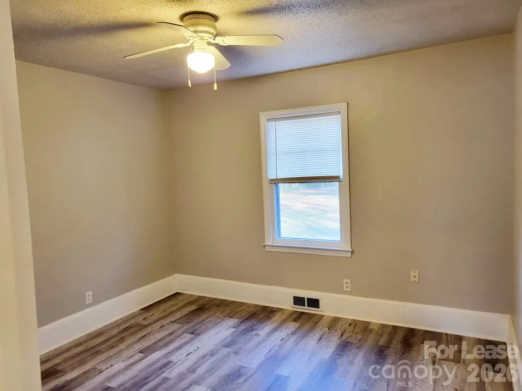 5405 Hilltop Circle Charlotte NC 28269