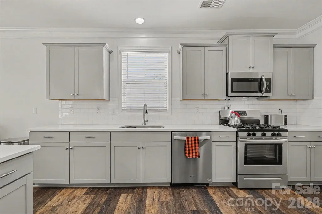 2010 Burton Point Court Waxhaw NC 28173