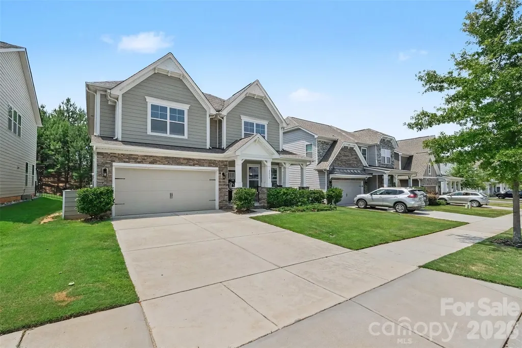 2010 Burton Point Court Waxhaw NC 28173