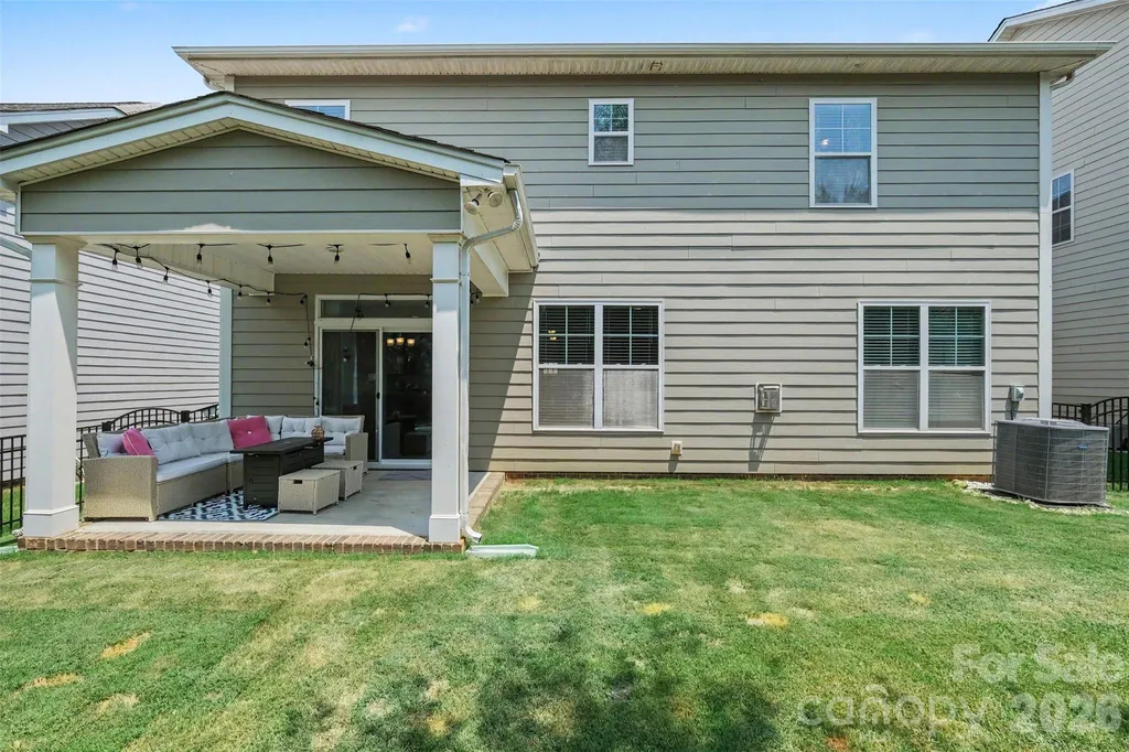 2010 Burton Point Court Waxhaw NC 28173