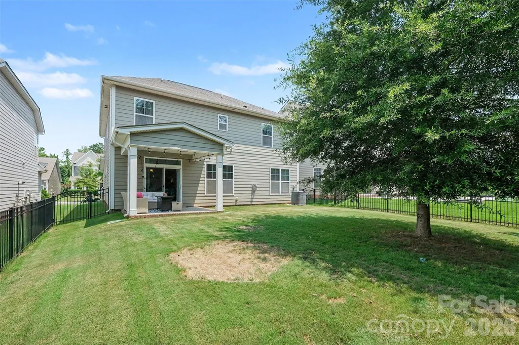 2010 Burton Point Court Waxhaw NC 28173