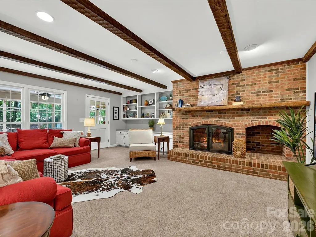 2542 Little Cove Road Charlotte NC 28270