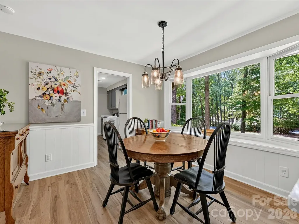 2542 Little Cove Road Charlotte NC 28270