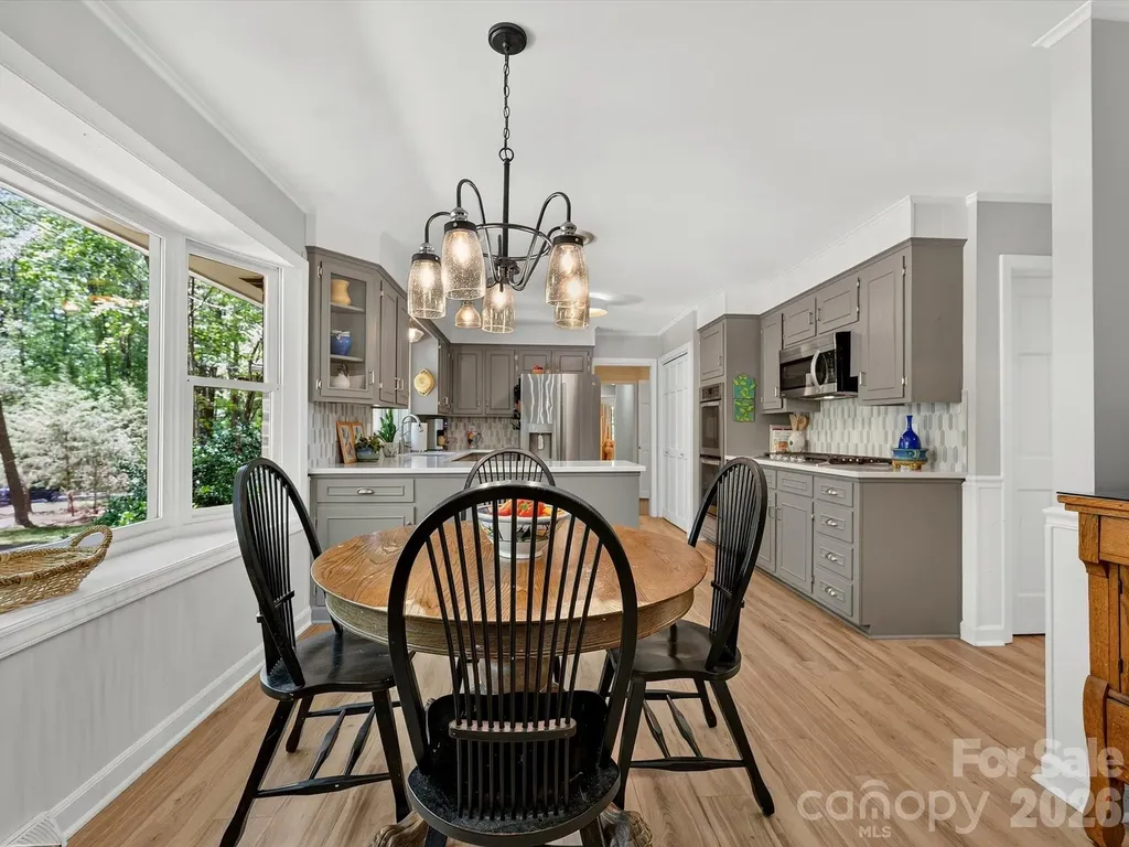 2542 Little Cove Road Charlotte NC 28270
