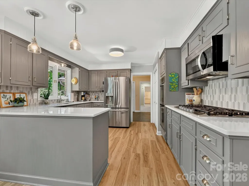 2542 Little Cove Road Charlotte NC 28270