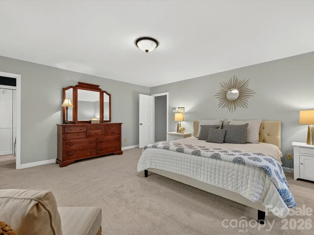 2542 Little Cove Road Charlotte NC 28270